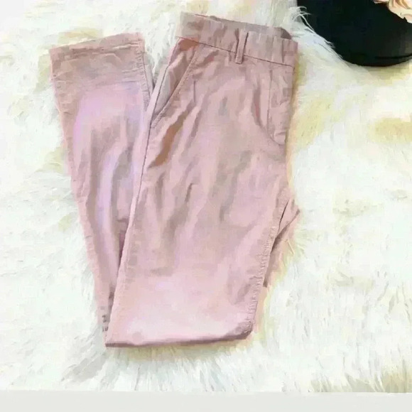 Gap Straight Leg Khakis - Picture 5 of 16